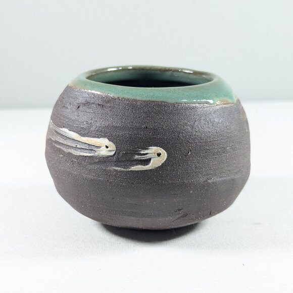 Handmade ceramic pottery bowl, coconut shaped bowl with spirit fish - Picture 1 of 6
